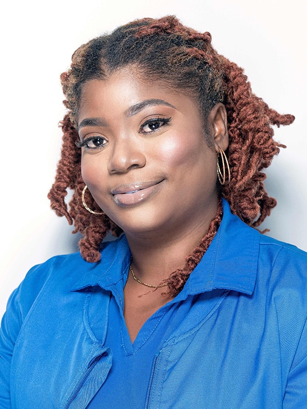 Oneisha adderly (r) dental assistants